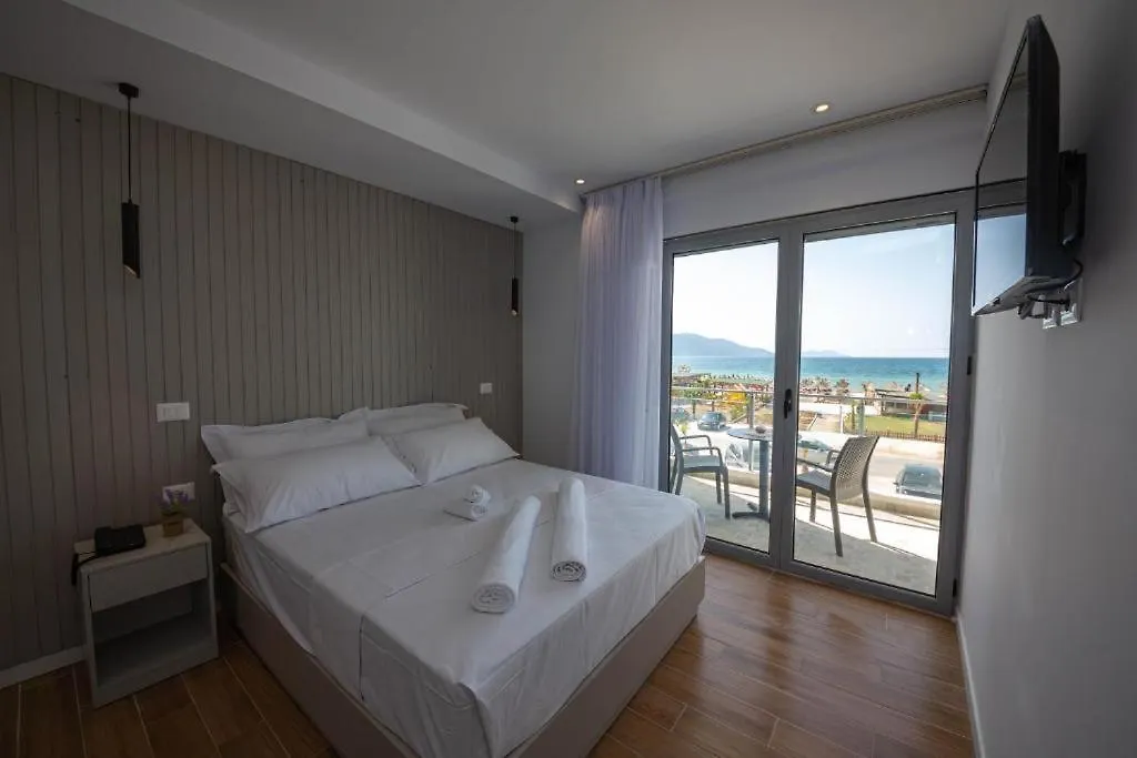 Hesperus Hotel Orikum 4*,